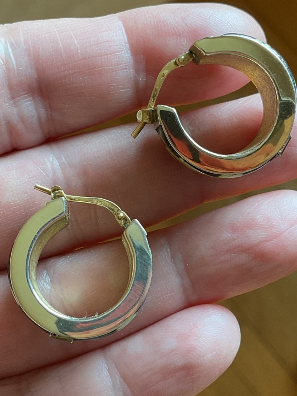 TAGLIAMONTE Gold Plated Sterling Silver 925 Sicilian Lemons Enamel Round Earring - Picture 5 of 15